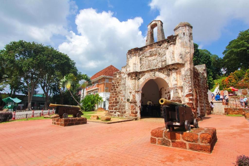 Mahkota Hotel Apartment Melaka Dış mekan fotoğraf